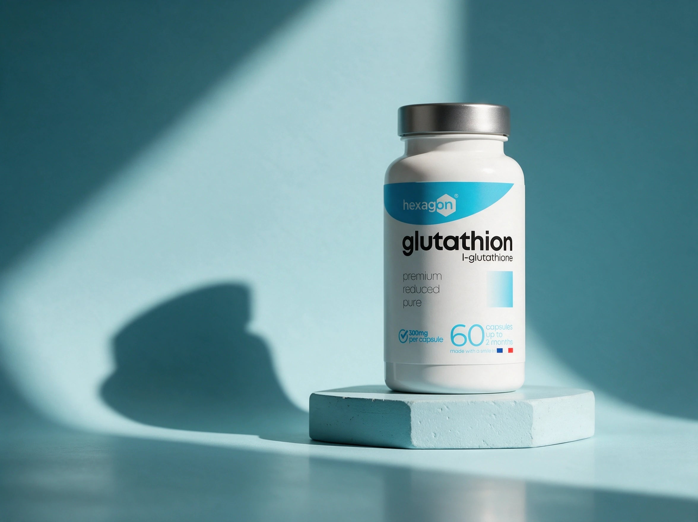 Flacon Glutathion Hexagon® en lumière naturelle